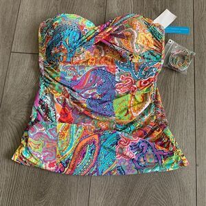 Blue Rod Beattie woman’s swim top with removable straps attached